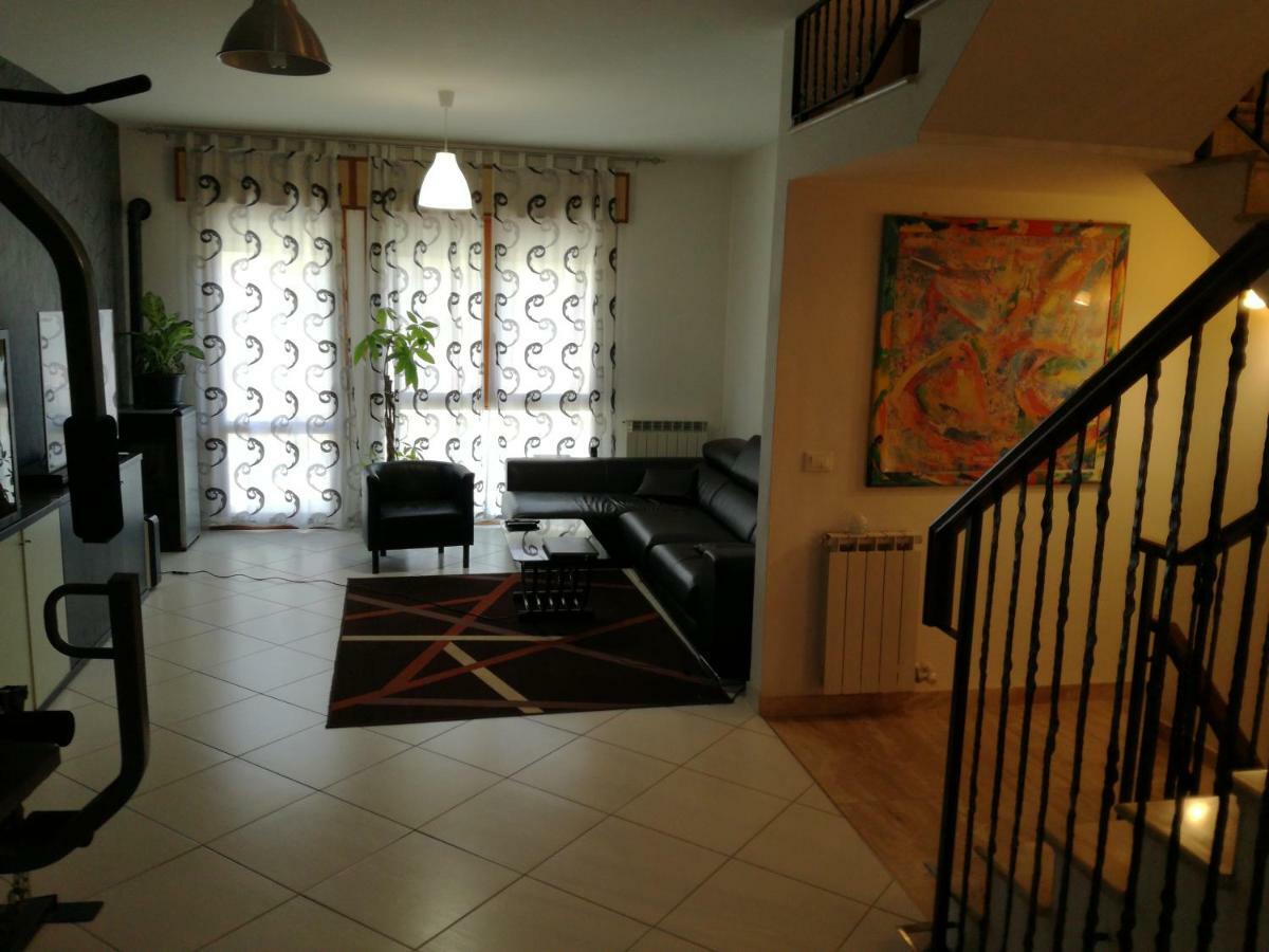 B&B Verrazzano Affittacamere ซอตโตมารีนา ภายนอก รูปภาพ